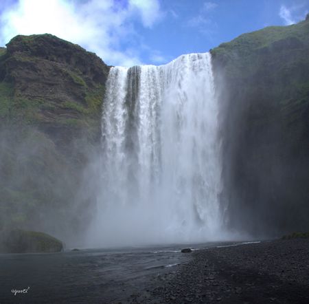 PANORAMICA DEL SALTANT DE SKOGAFOSS – SUD D’ISLANDIA
