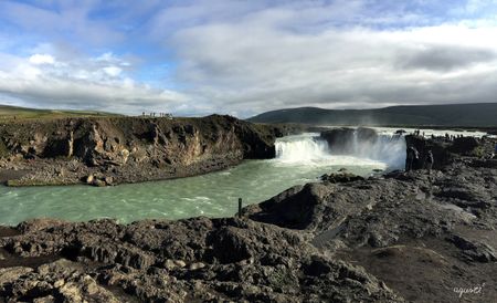 PANORAMICA DEL SALTANT GODAFOSS  – NORD D’ISLANDIA
