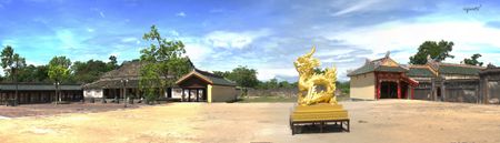 RECINTES AL INTERIOR DE LA CIUTADELLA (Kinh Thanh) - HUE