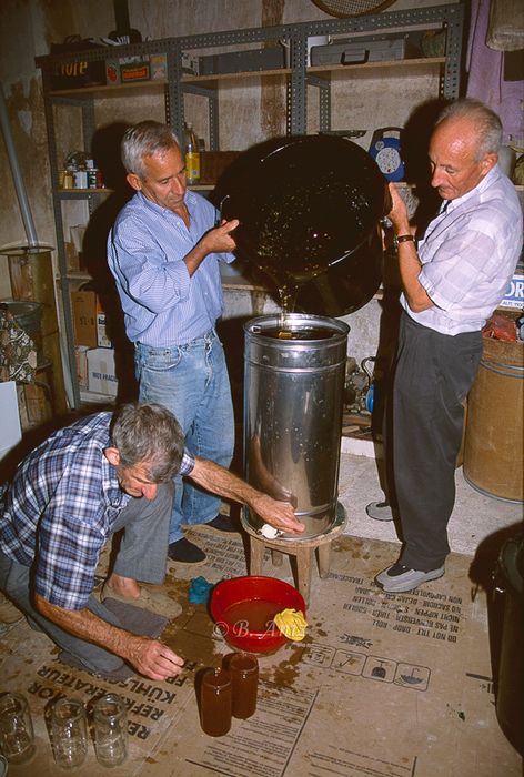 Filtrando la miel