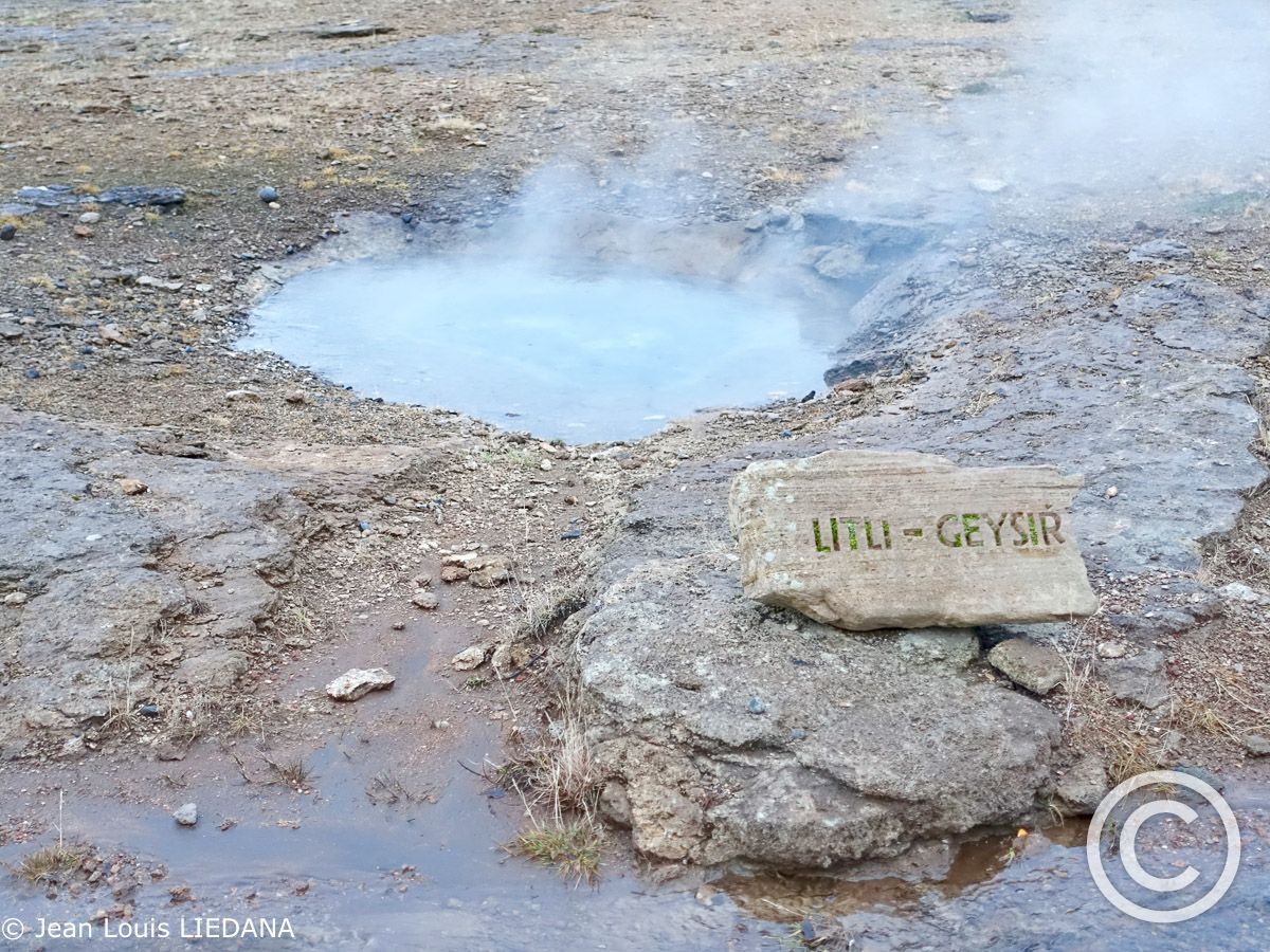Pequeño geyser
