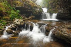 Puente Rá waterfall, Sierra de Cebollera Natural Park, La Rioja (Spain)