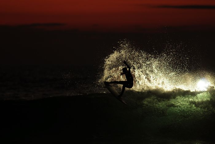 Surfer desconocido. Seignosse. Francia