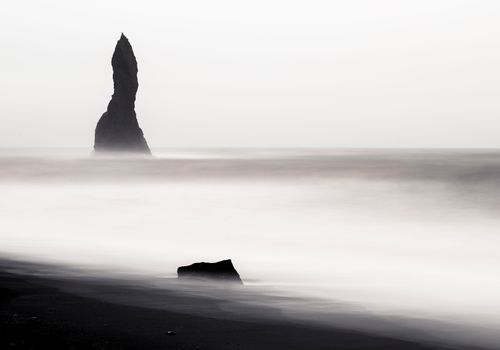 Javier Alonso Torre   ·   <a target='_blank' href='https://javieralonsotorre.com'>www.javieralonsotorre.com</a>